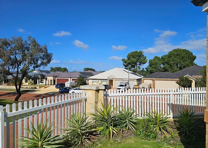 House In Ellenbrook